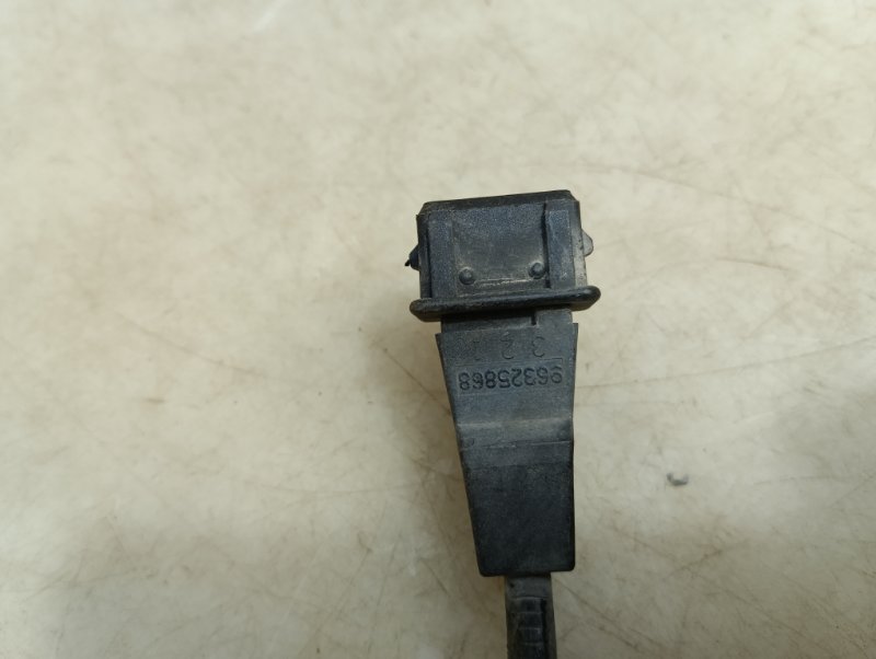 Датчик положения коленвала