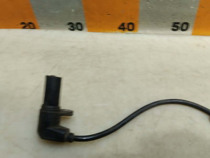 Датчик положения коленвала