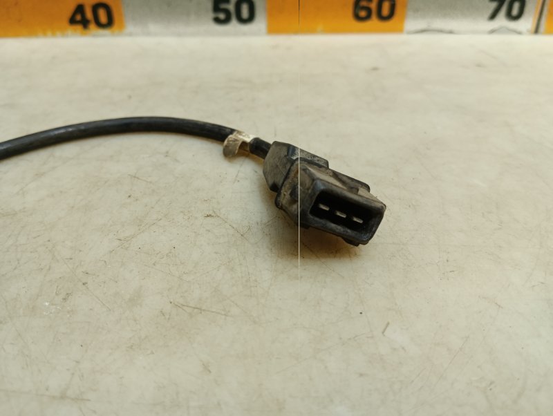 Датчик положения коленвала