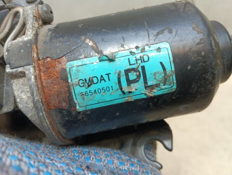 Моторчик стеклоочистителя передний