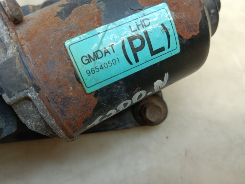 Моторчик стеклоочистителя передний