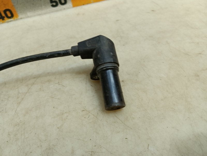 Датчик положения коленвала