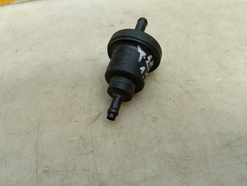 Клапан вентиляции топливного бака