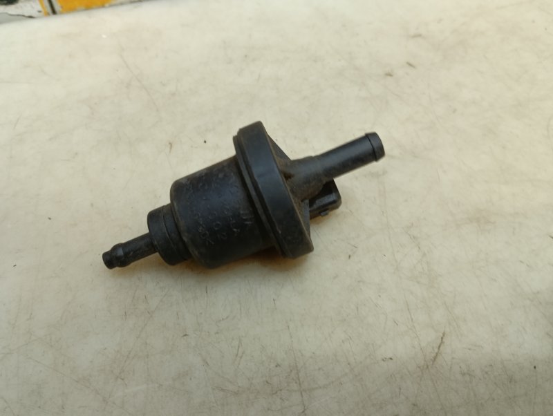 Клапан вентиляции топливного бака