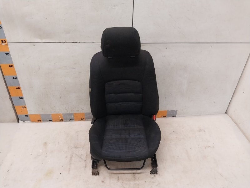 Сиденье переднее правое