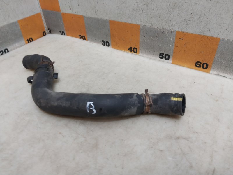 Патрубок радиатора