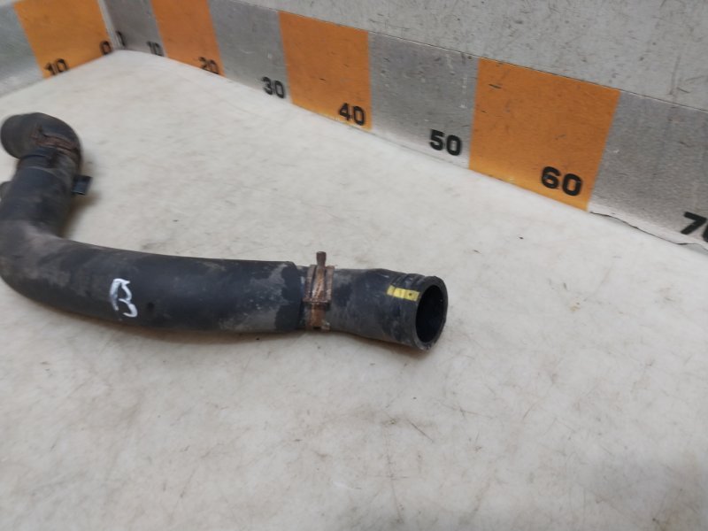 Патрубок радиатора