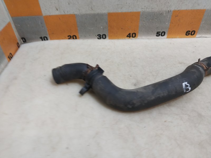 Патрубок радиатора