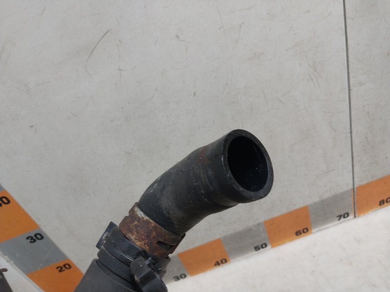 Патрубок радиатора