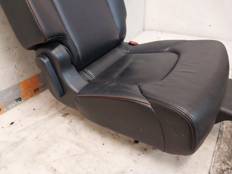 Сиденье салонное