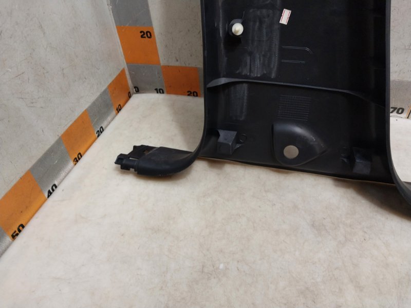 Обшивка стойки