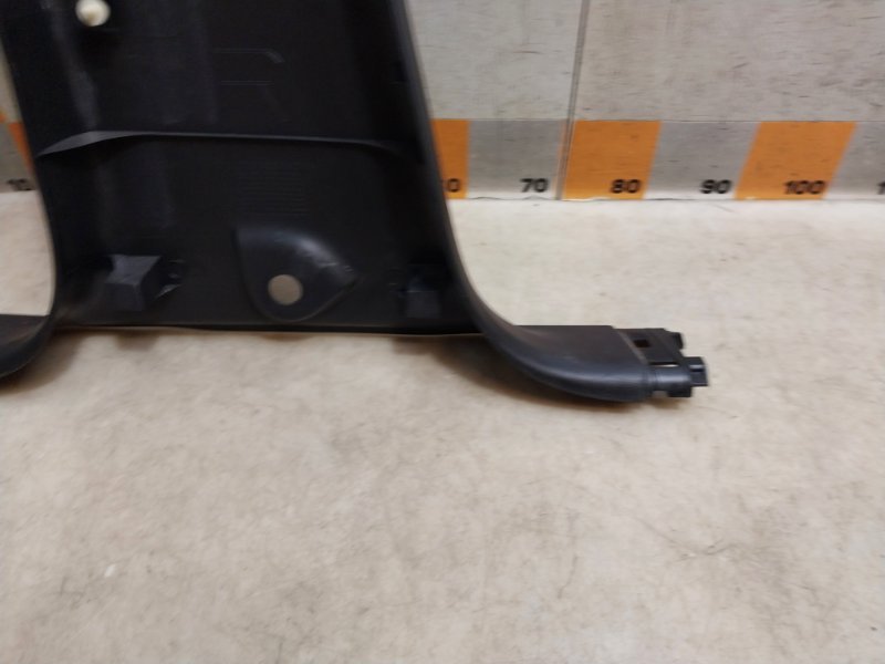 Обшивка стойки