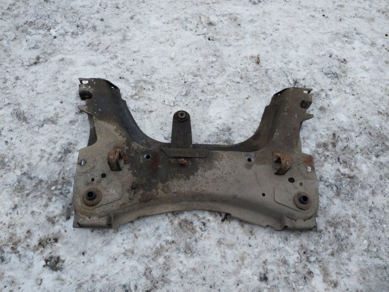 Балка подмоторная