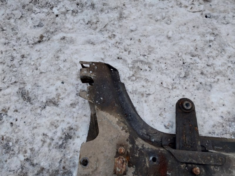 Балка подмоторная