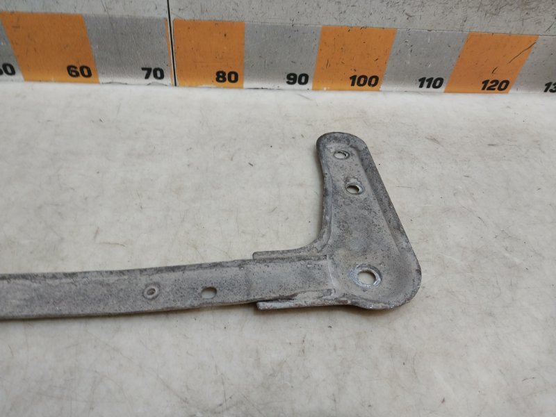 Балка передняя поперечная