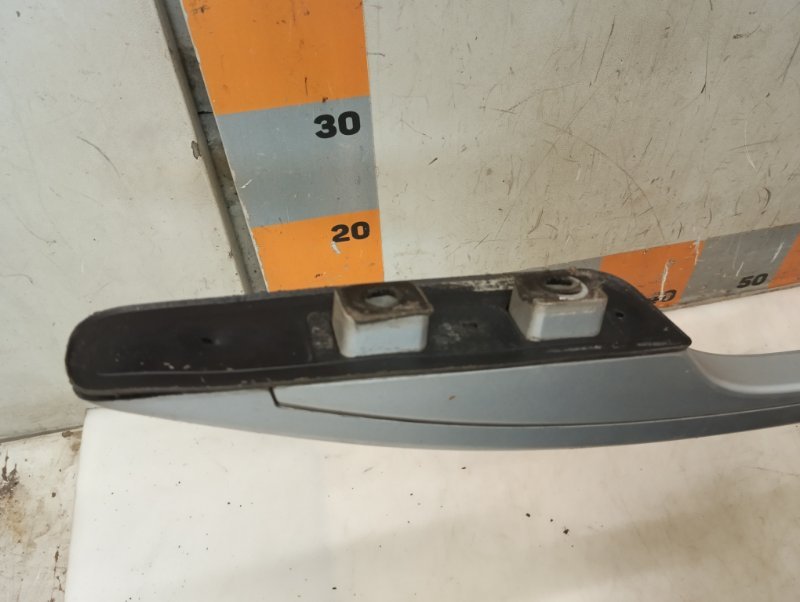 Рейлинг (релинг) правый (планка на крышу)