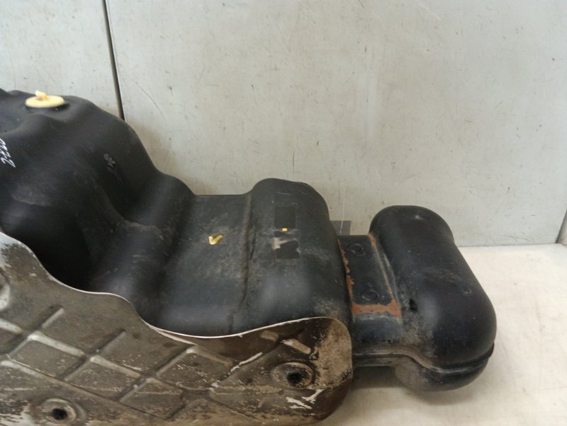 Бак топливный