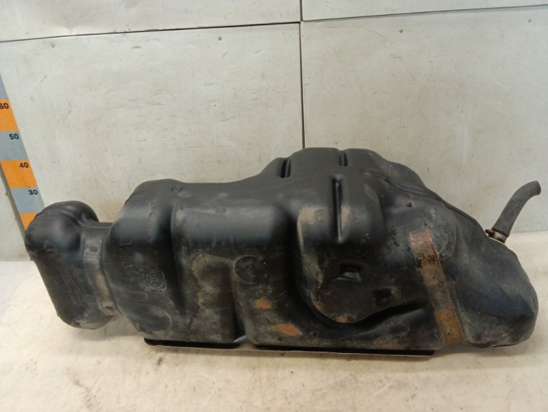 Бак топливный