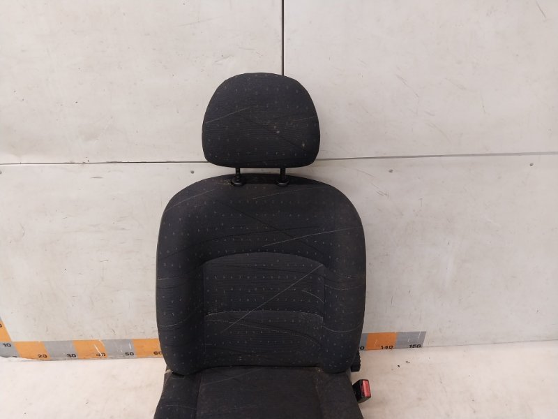 Сиденье переднее правое