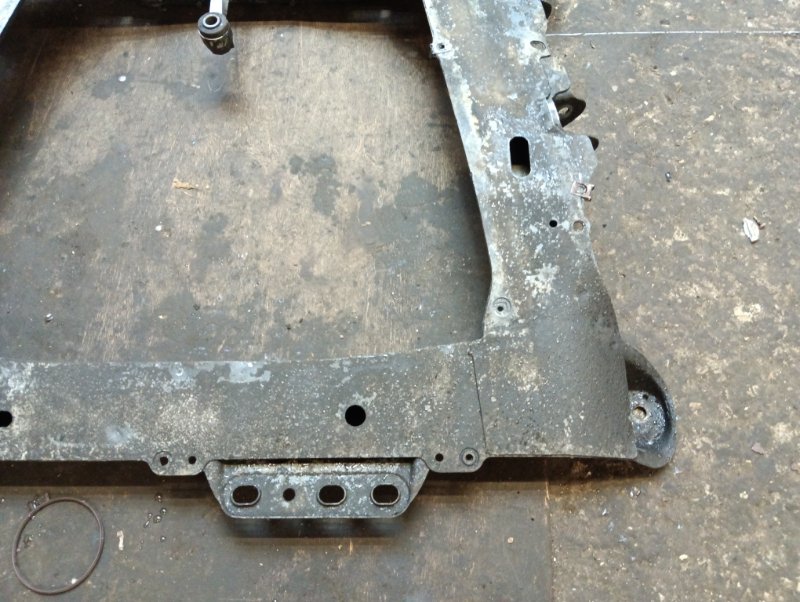 Балка подмоторная