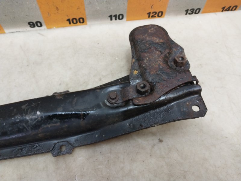 Балка передняя продольная