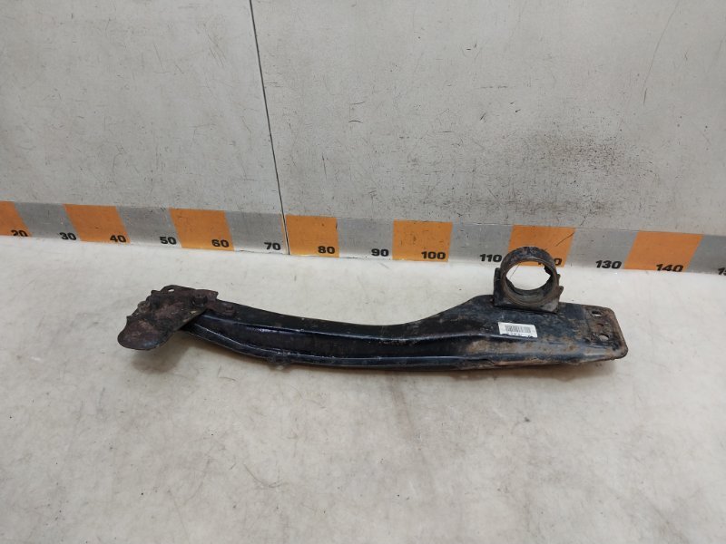 Балка передняя продольная