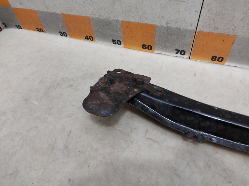 Балка передняя продольная