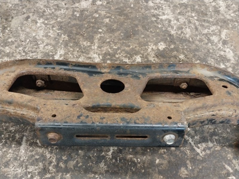 Балка задняя