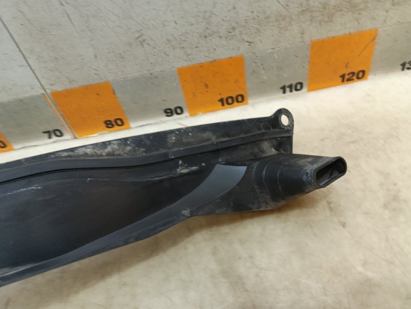 Решетка стеклоочистителей (Жабо)