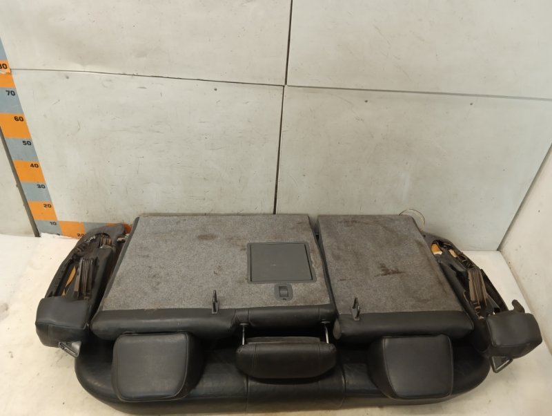 Сиденье салонное