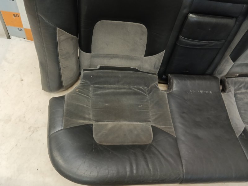 Сиденье салонное