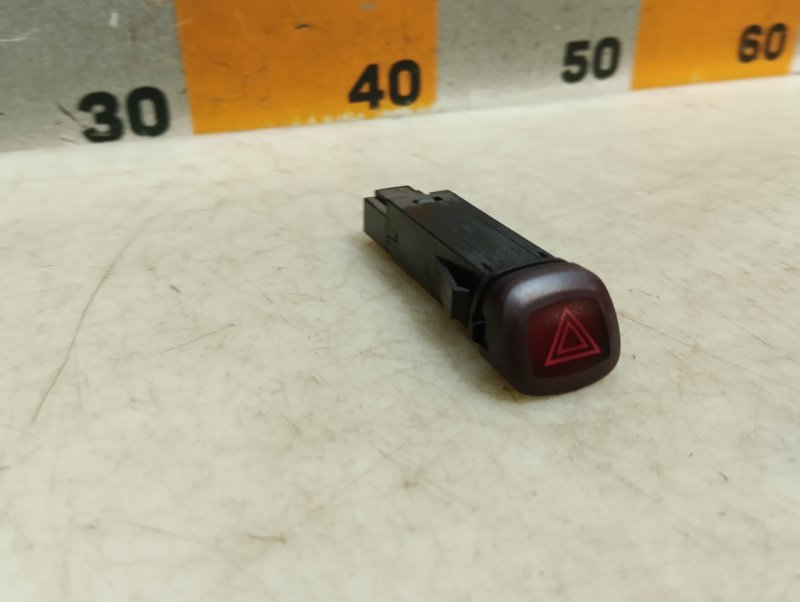 Кнопка аварийной остановки