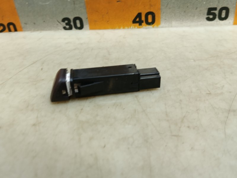 Кнопка аварийной остановки