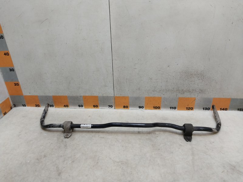 Стабилизатор передний