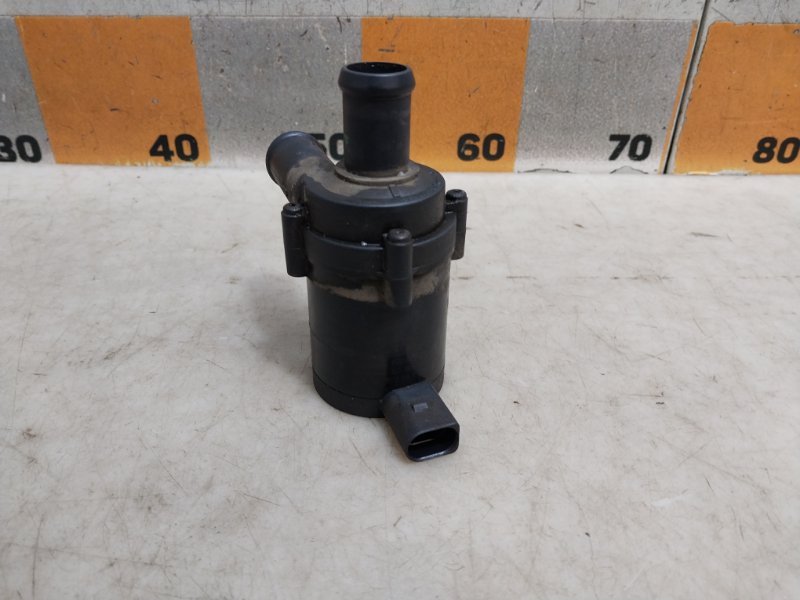 Насос водяной (помпа)