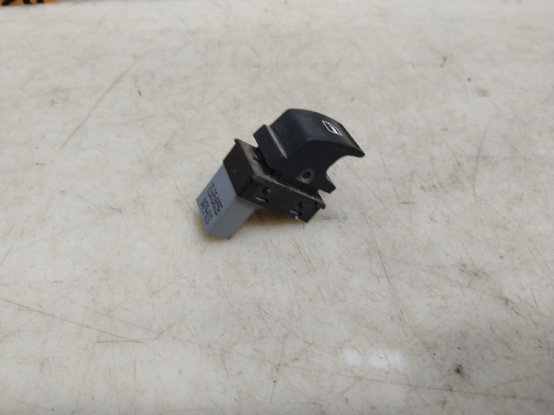 Кнопка стеклоподъемника