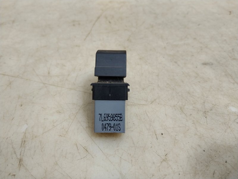 Кнопка стеклоподъемника