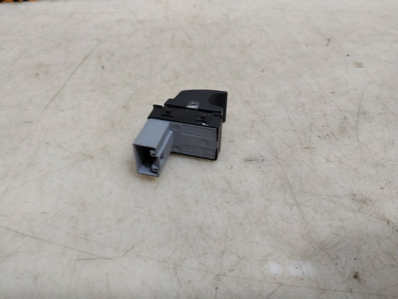 Кнопка стеклоподъемника