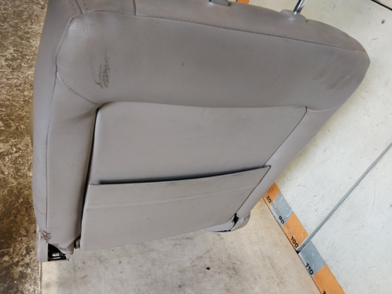 Сиденье переднее правое