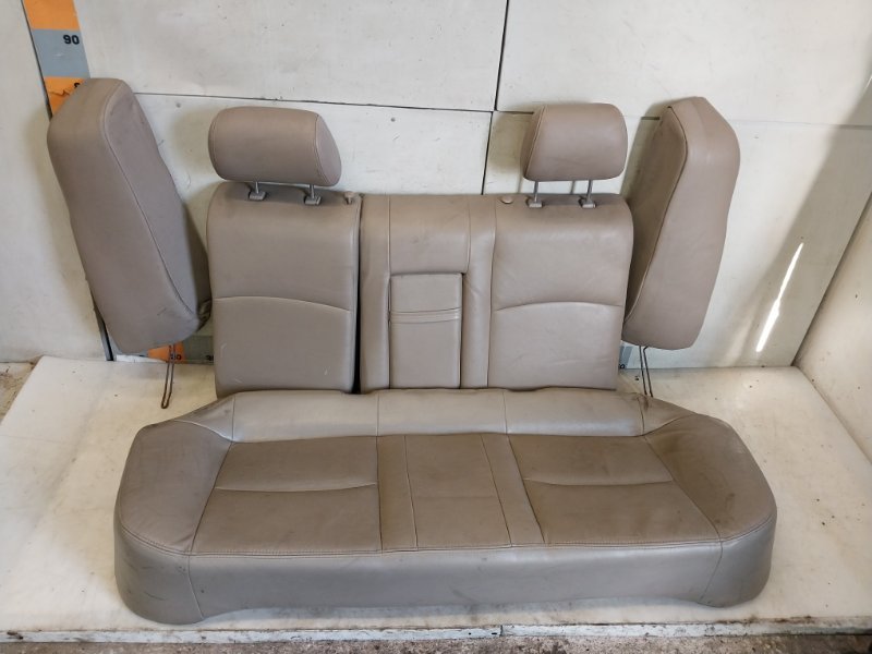 Сиденье салонное