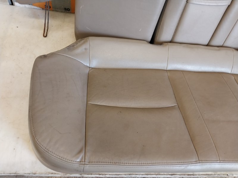 Сиденье салонное