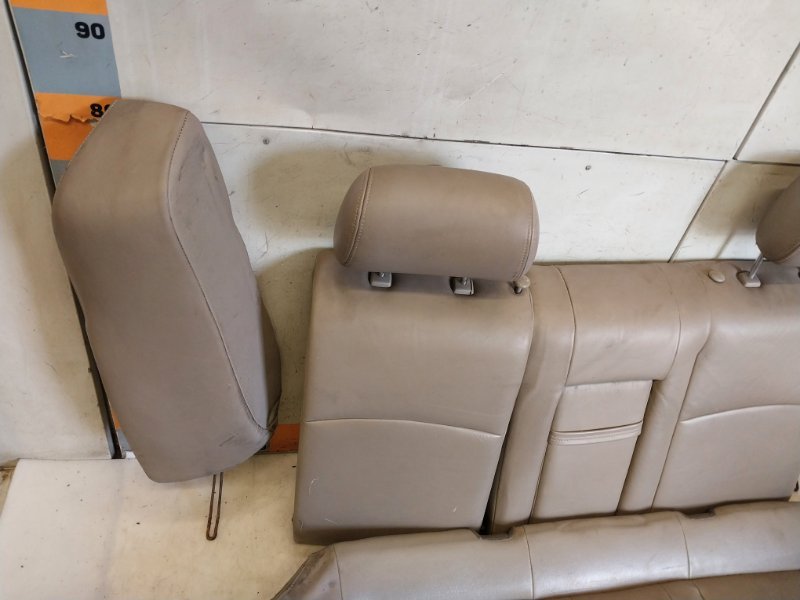 Сиденье салонное