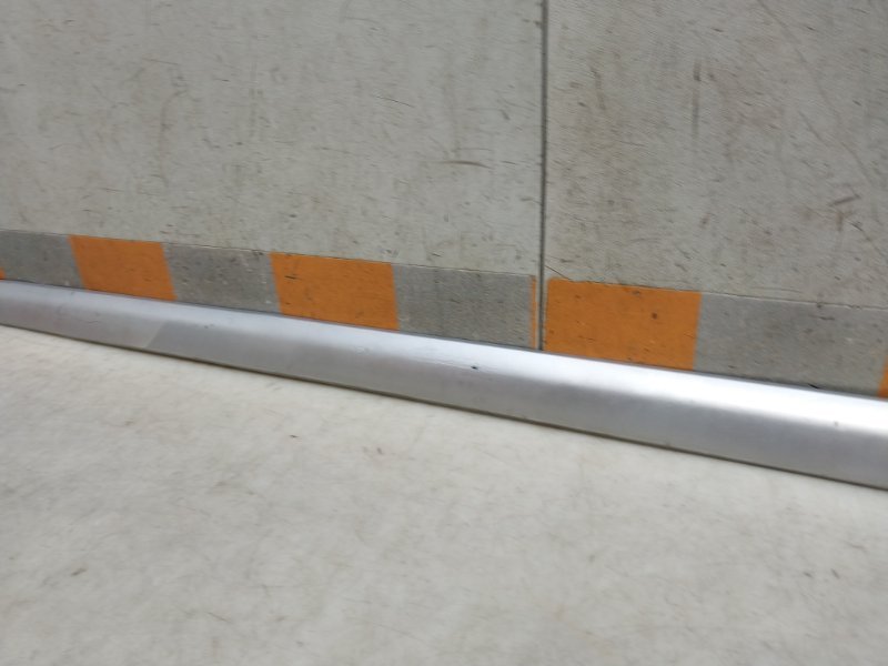 Молдинг двери