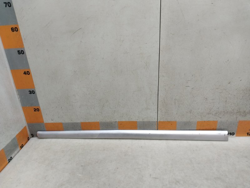 Молдинг двери