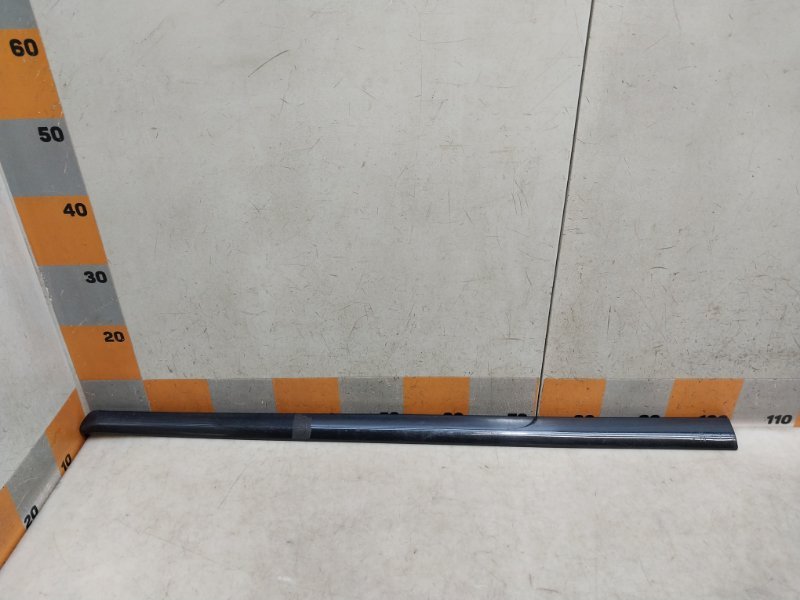 Молдинг двери