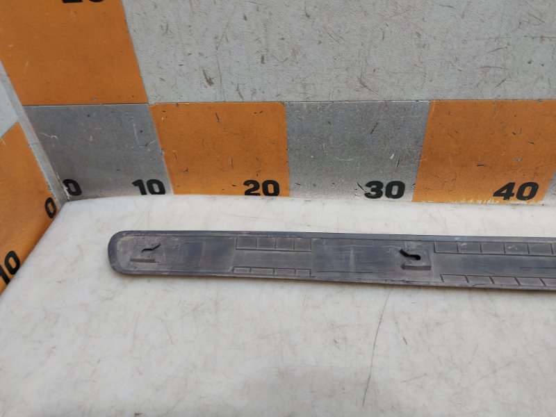 Молдинг двери