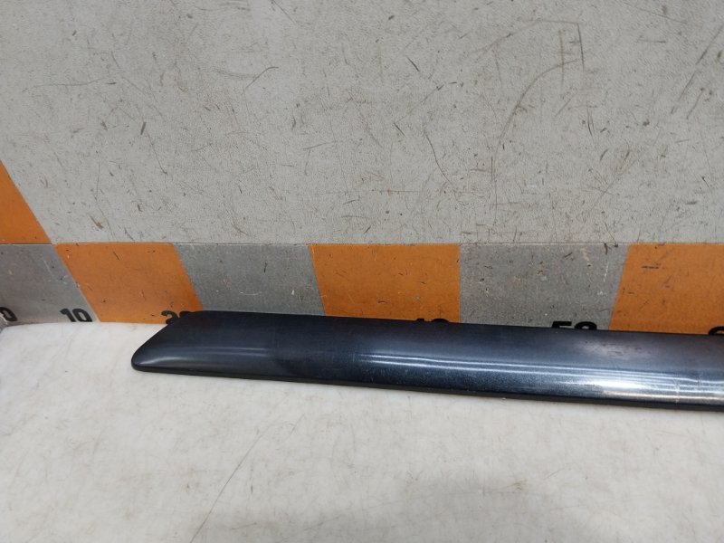 Молдинг двери