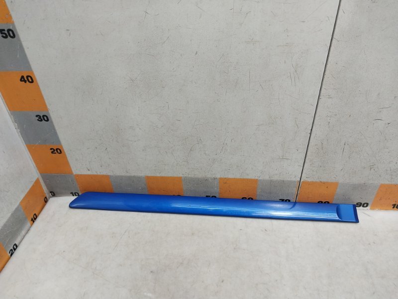 Молдинг двери