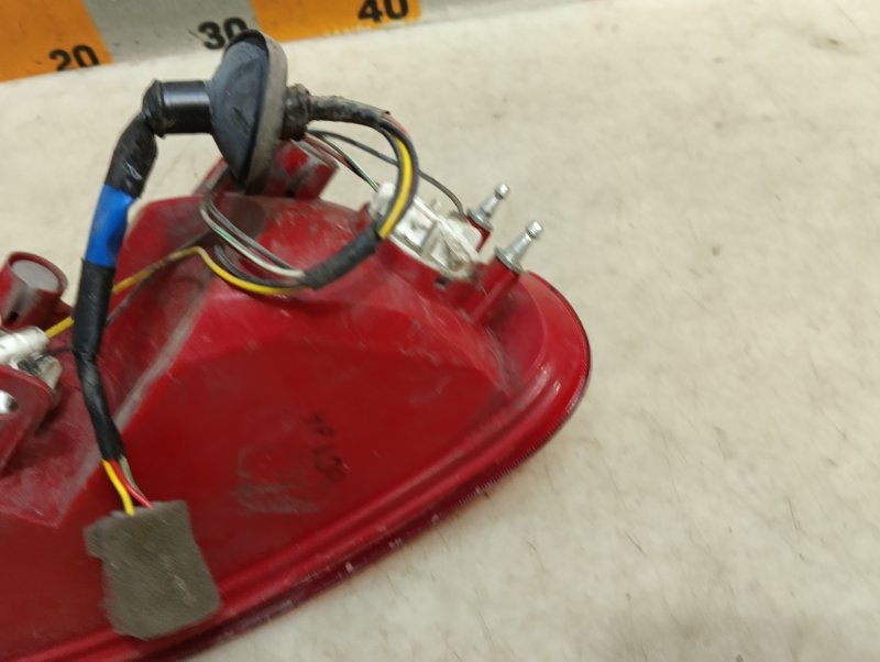 Фонарь задний левый