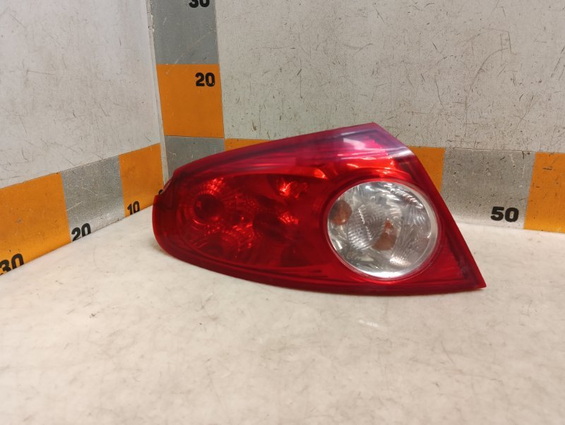 Фонарь задний левый
